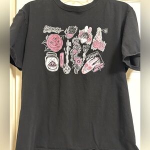 Graphic tee